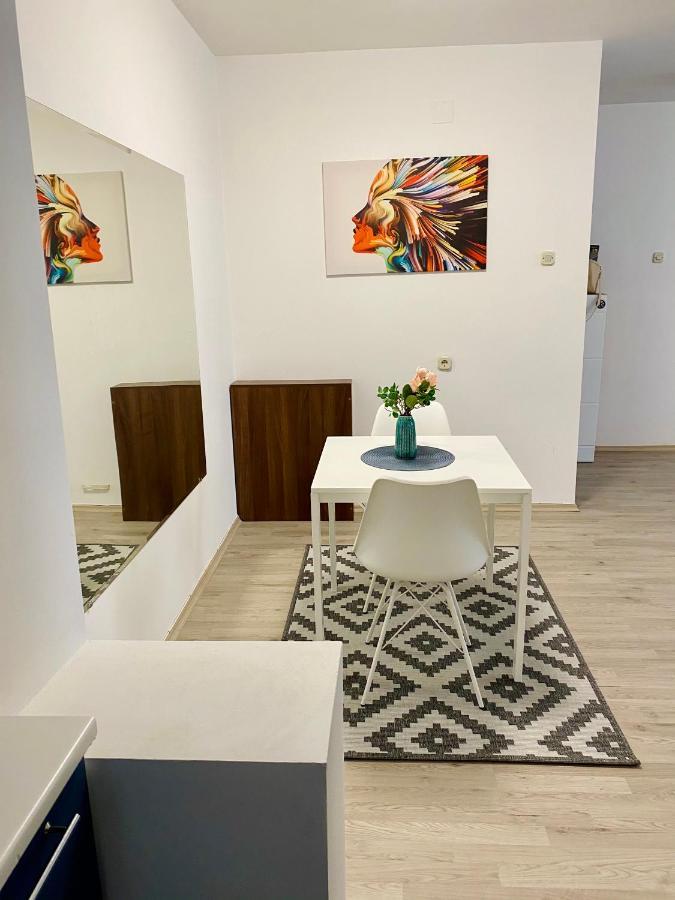 Regina'S Modern Apartment2 Skopje Luaran gambar