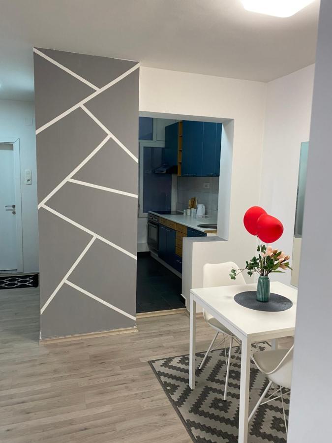 Regina'S Modern Apartment2 Skopje Luaran gambar